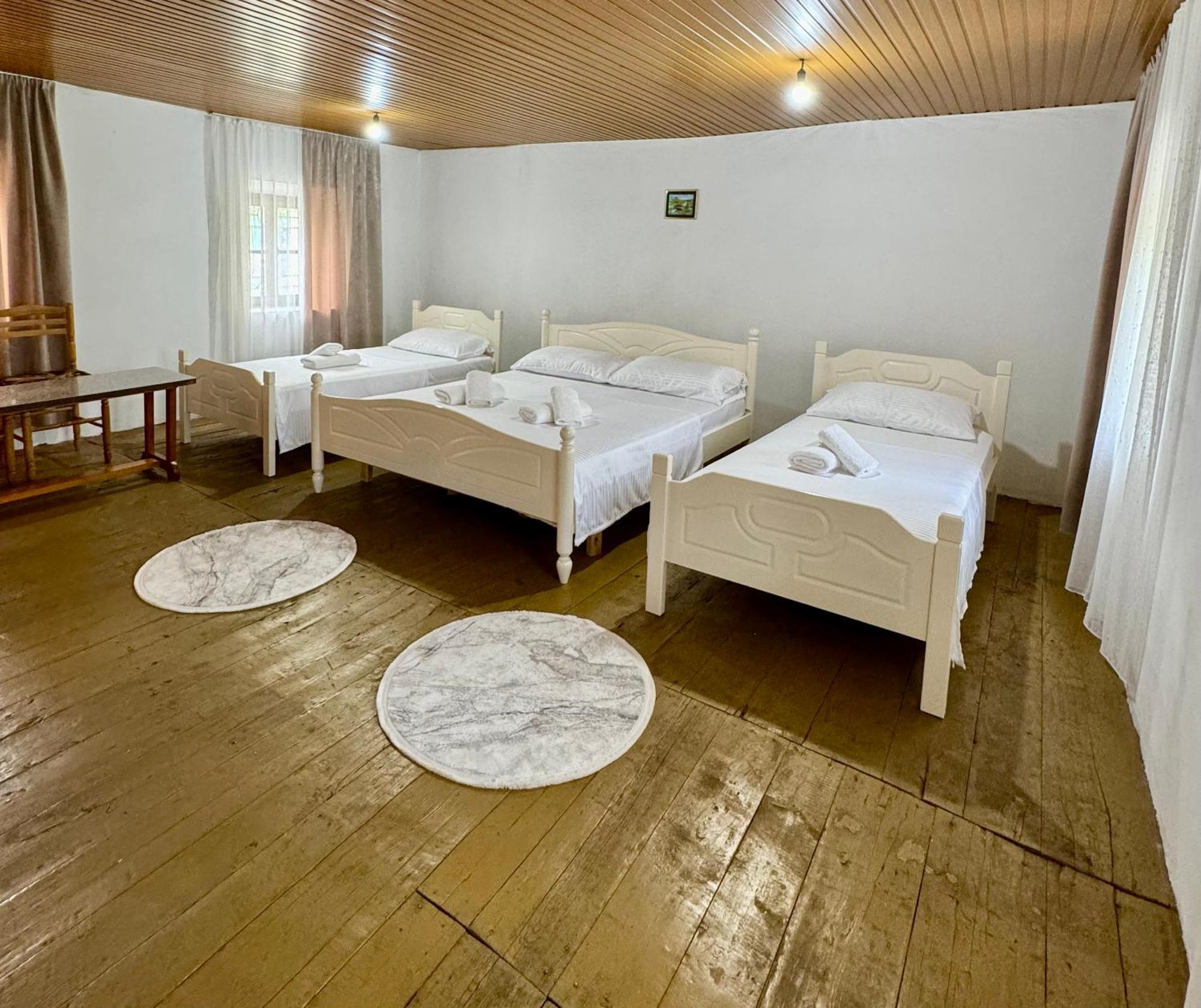 Guest House Noku Koman Екстериор снимка
